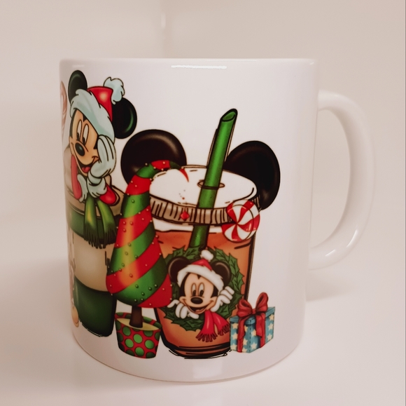 NEW! Mickey Mouse Christmas Mug! - Picture 3 of 3
